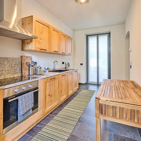 Villa Adriana Lierna